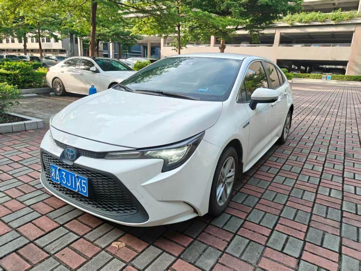 2022 GAC Toyota Levin Hybrid Sedan 1.8L CVT Leading Edition 2WD Hybrid with Assisted Driving Configuration