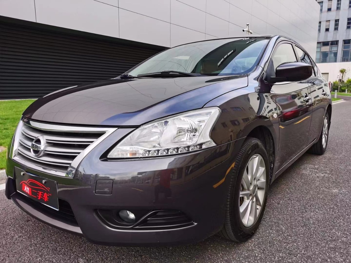 2012 Nissan Xuanyi 1.8 Manual XL Luxury Edition 143,000 kilometers