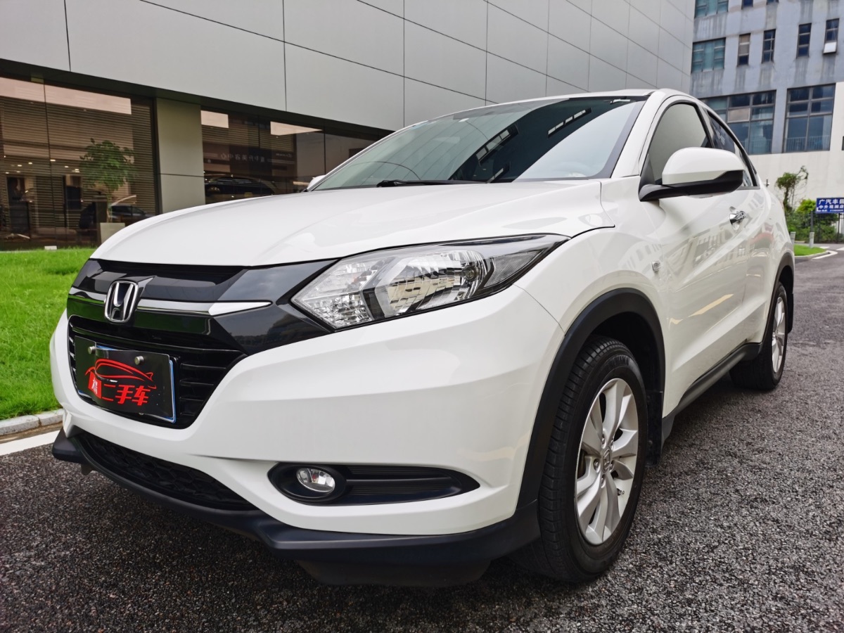 2015 Honda Binzhi 1.5 stepless two-wheel drive comfort type 38,000 kilometers