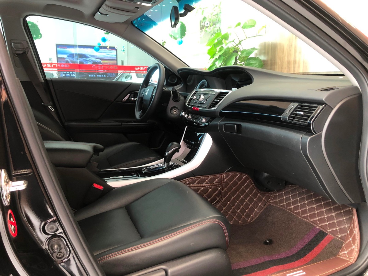 2016 Hyundai Landong 1.6L Automatic Premium 43,000 kilometers