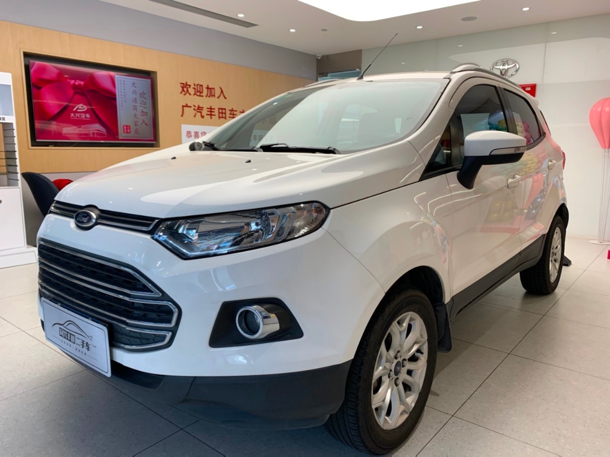 2013 Ford Wingbo 1.5 Double Clutch Premium 111,000 kilometers