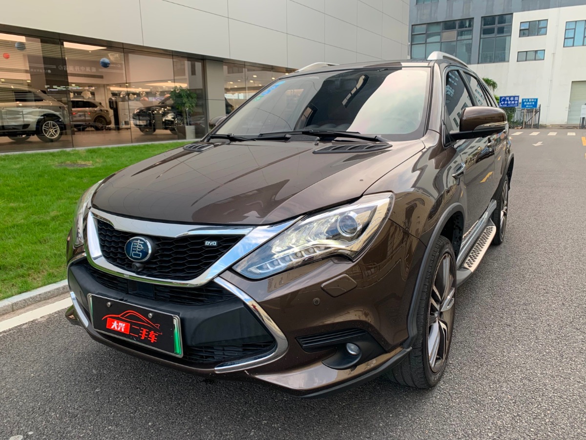 2017 BYD Tang New Energy 2.0T full-time four-wheel drive luxury model 62,000 kilometers