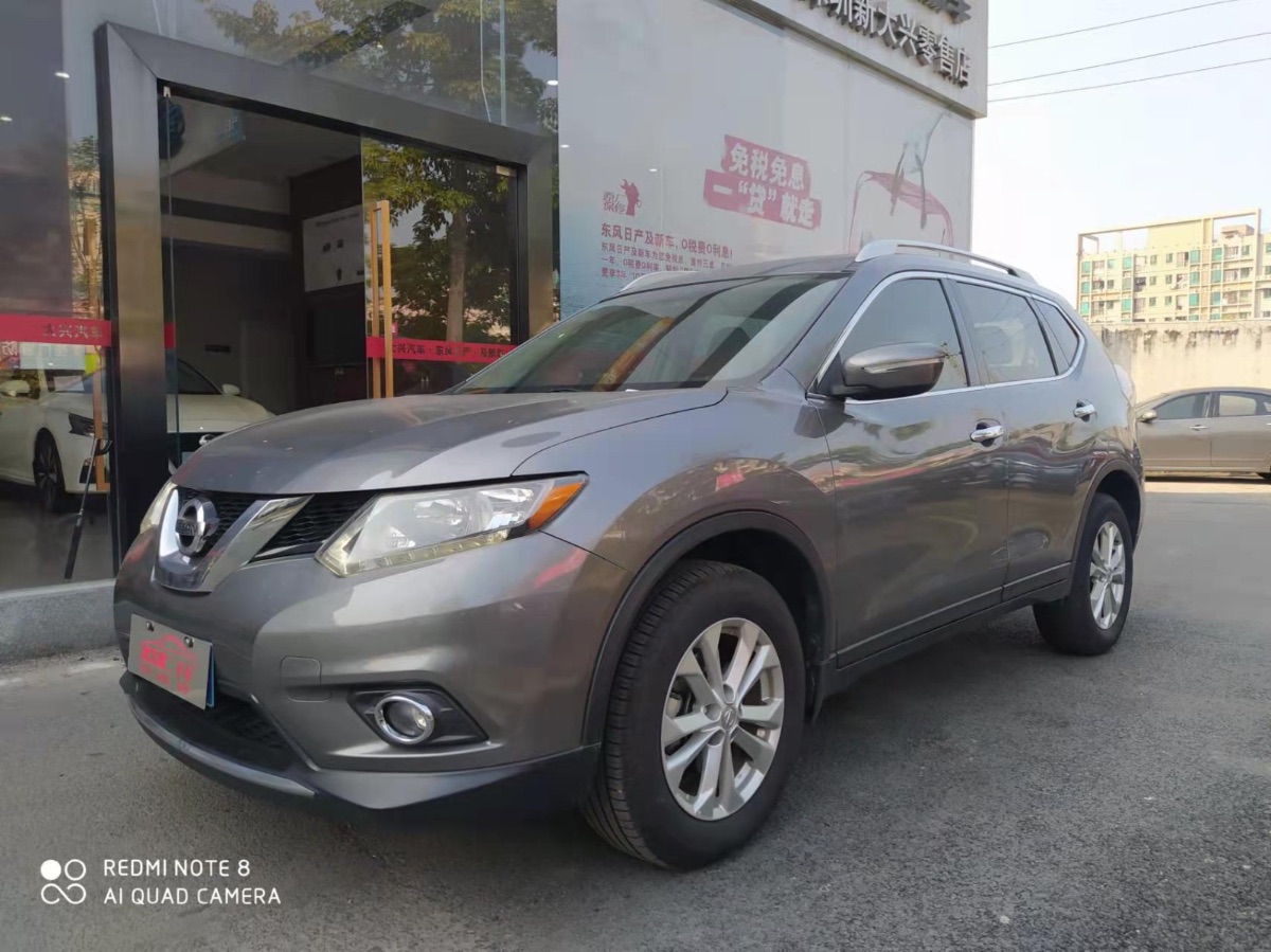 2015 Nissan Qijun 2.5 stepless four-wheel drive leading MAX version 65,000 kilometers